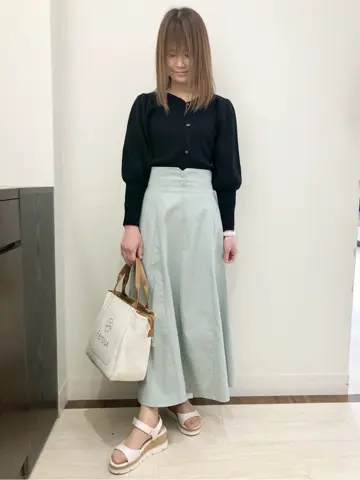 Feroux スタッフ コーディネート画像