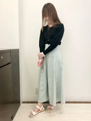 Feroux スタッフ コーディネート画像