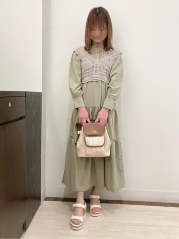 Feroux スタッフ コーディネート画像