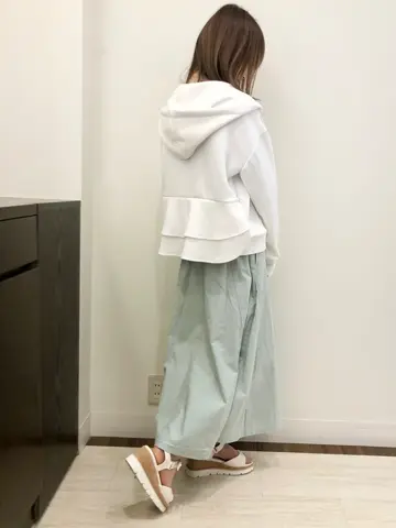 Feroux スタッフ コーディネート画像