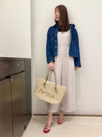 Feroux スタッフ コーディネート画像