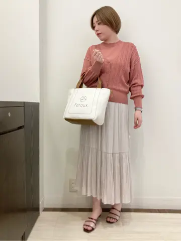 Feroux スタッフ コーディネート画像