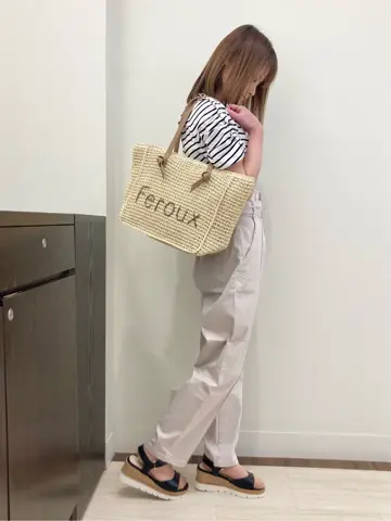 Feroux スタッフ コーディネート画像