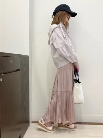 Feroux スタッフ コーディネート画像