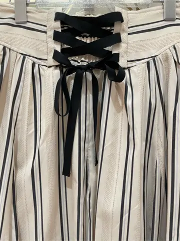 Feroux スタッフ コーディネート画像