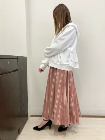 Feroux スタッフ コーディネート画像