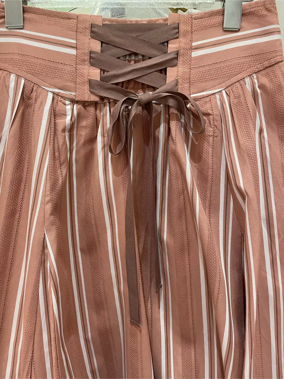 Feroux スタッフ コーディネート画像