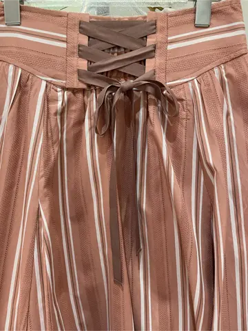 Feroux スタッフ コーディネート画像