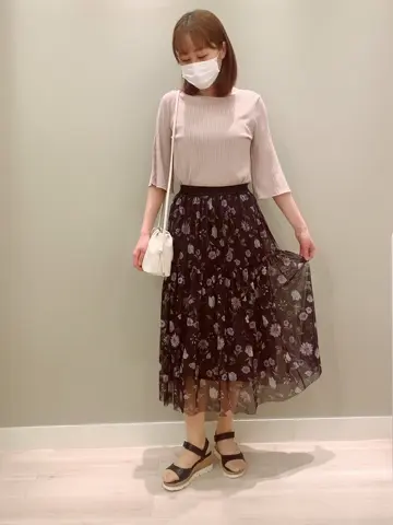 Feroux スタッフ コーディネート画像