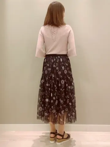 Feroux スタッフ コーディネート画像