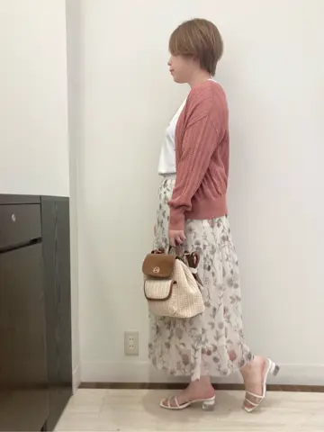 Feroux スタッフ コーディネート画像