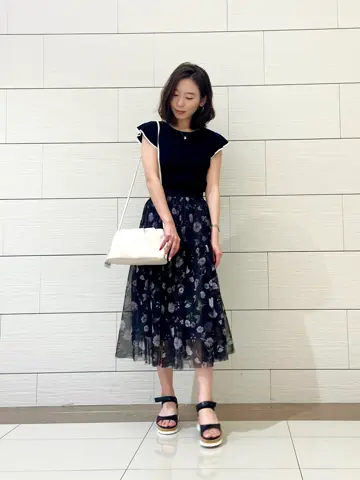 Feroux スタッフ コーディネート画像