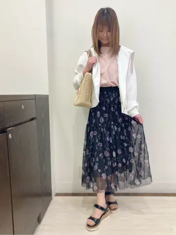 Feroux スタッフ コーディネート画像