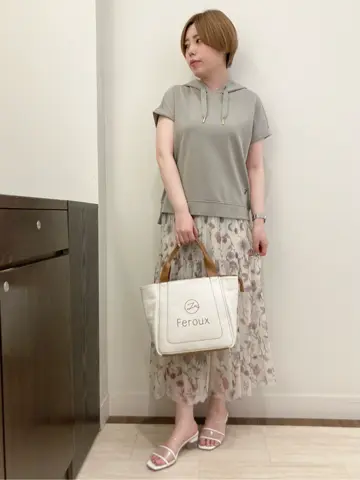 Feroux スタッフ コーディネート画像