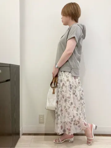 Feroux スタッフ コーディネート画像