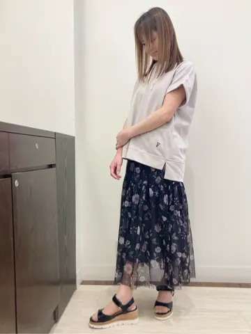 Feroux スタッフ コーディネート画像