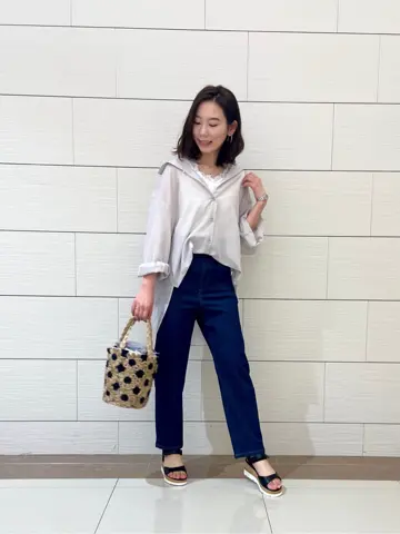 Feroux スタッフ コーディネート画像