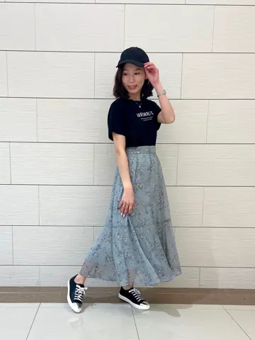 Feroux スタッフ コーディネート画像