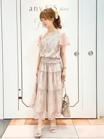 Feroux スタッフ コーディネート画像