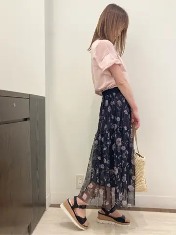 Feroux スタッフ コーディネート画像