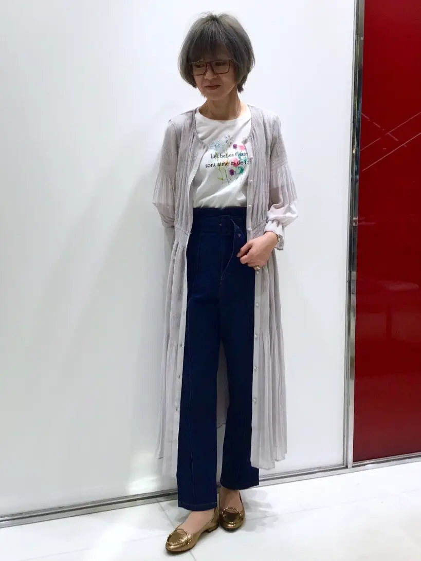  スタッフ コーディネート画像