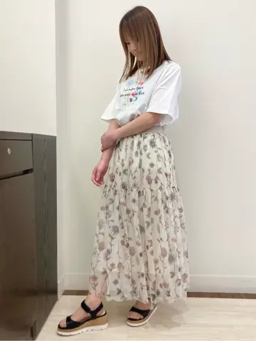 Feroux スタッフ コーディネート画像