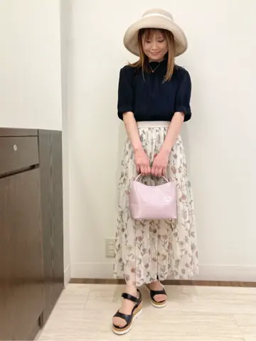 Feroux スタッフ コーディネート画像