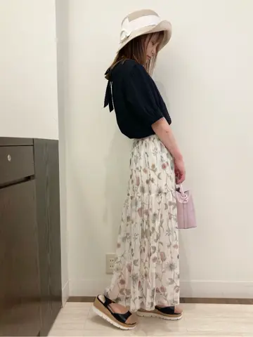 Feroux スタッフ コーディネート画像