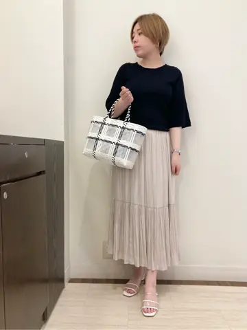 Feroux スタッフ コーディネート画像