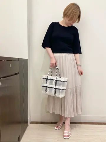 Feroux スタッフ コーディネート画像