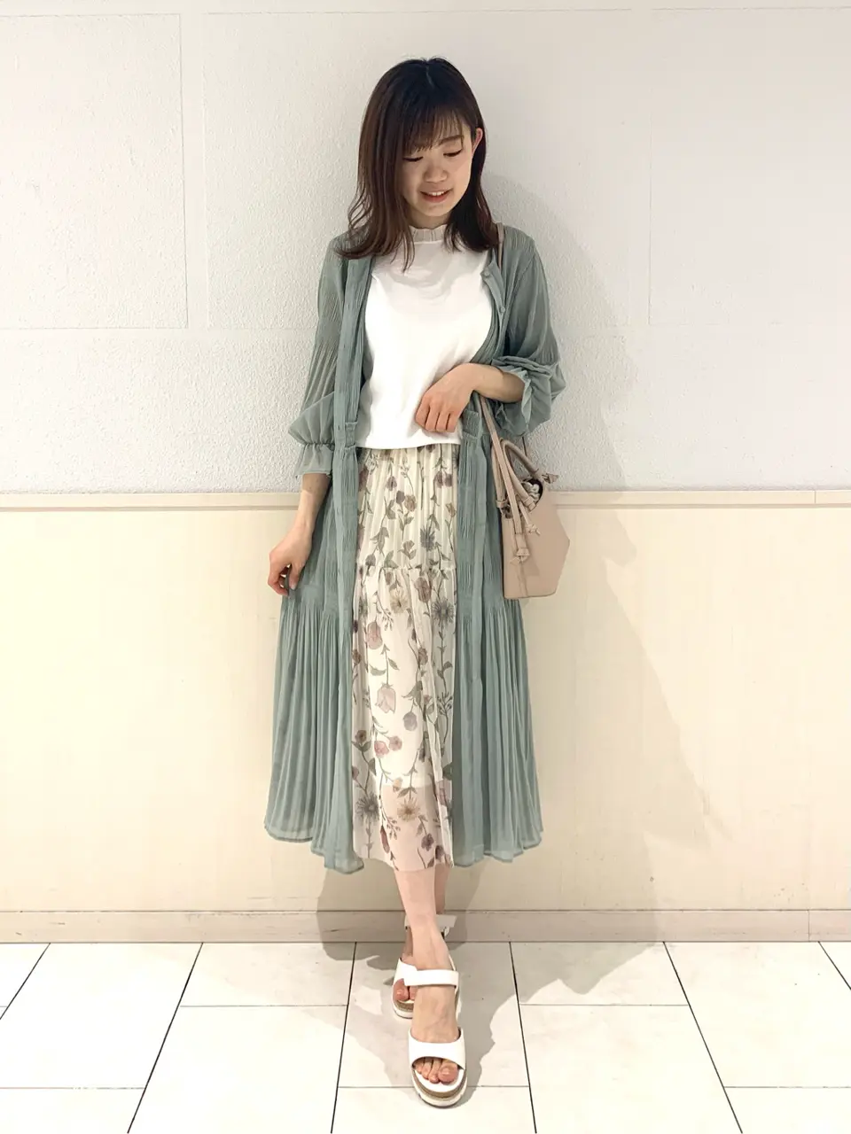  みぃ コーディネート画像