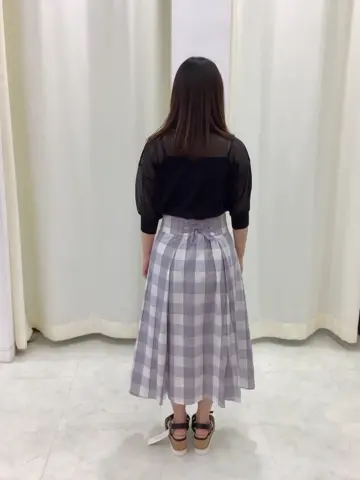 Feroux スタッフ コーディネート画像