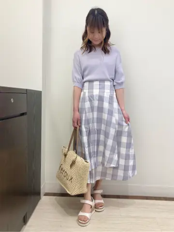 Feroux スタッフ コーディネート画像