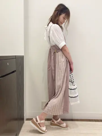 Feroux スタッフ コーディネート画像