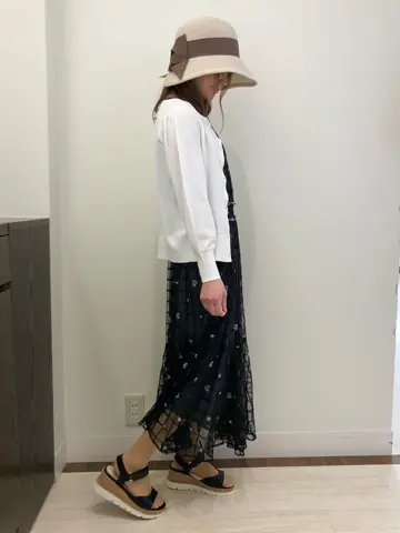 Feroux スタッフ コーディネート画像