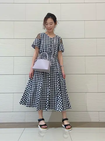 Feroux スタッフ コーディネート画像