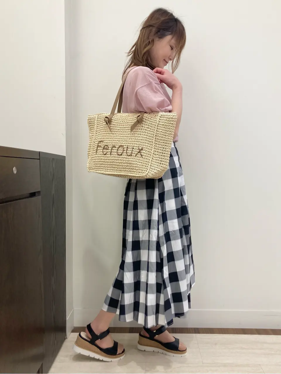 Feroux スタッフ コーディネート画像