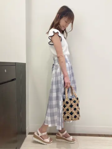 Feroux スタッフ コーディネート画像