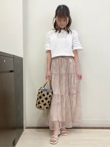 Feroux スタッフ コーディネート画像