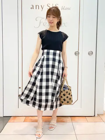 Feroux スタッフ コーディネート画像