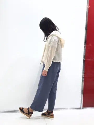 Feroux スタッフ コーディネート画像