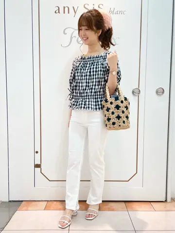 Feroux スタッフ コーディネート画像