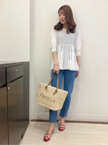 Feroux スタッフ コーディネート画像