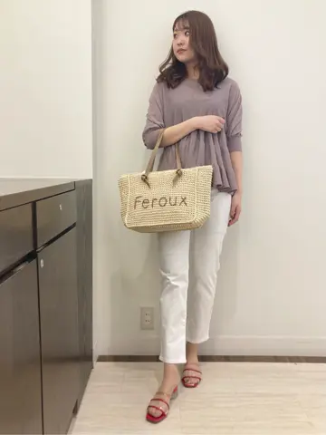 Feroux スタッフ コーディネート画像