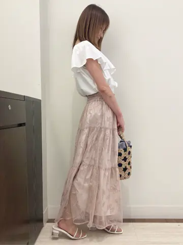 Feroux スタッフ コーディネート画像