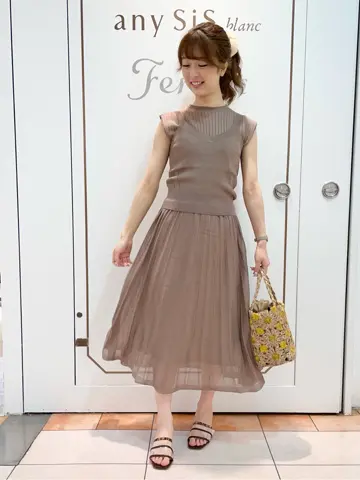 Feroux スタッフ コーディネート画像