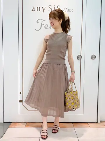 Feroux スタッフ コーディネート画像