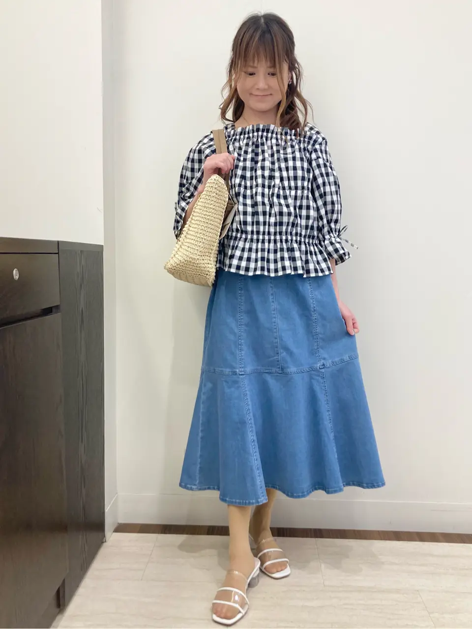 Feroux スタッフ コーディネート画像