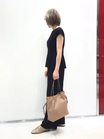 Feroux スタッフ コーディネート画像