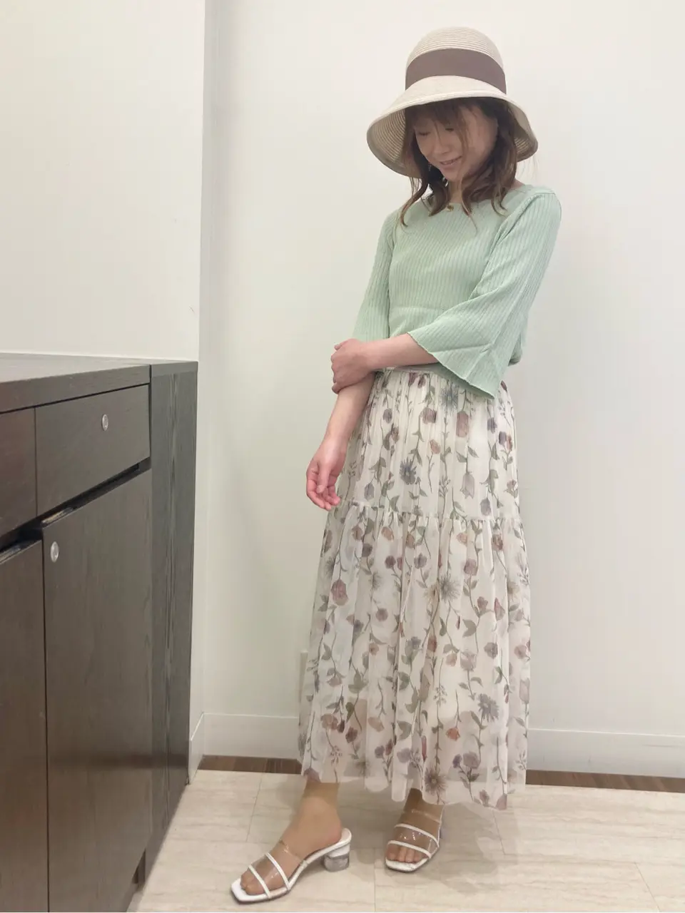 Feroux スタッフ コーディネート画像